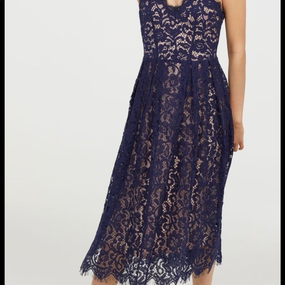 H&M Women’s Lace Dress - Picture 4 of 4